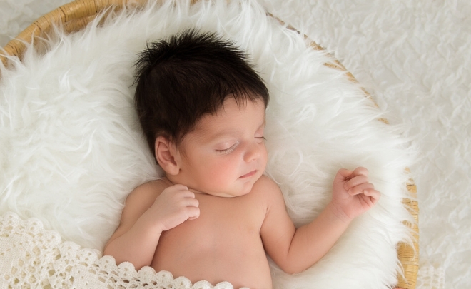 Newborn Baby Portrait by Sweetmama Photography - Cyprus Family photographers