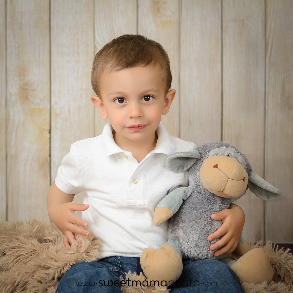 Child portrait by Cyprus-based Family, Children, and Newborn photography boutique Sweemama Photography