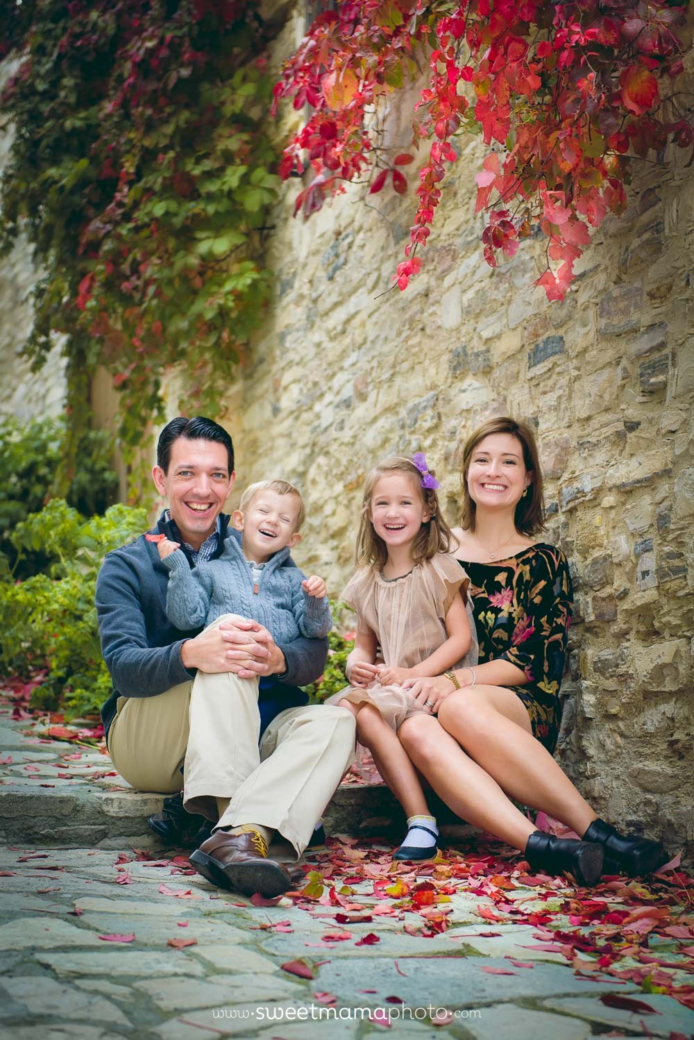 Family/children portrait by Cyprus-based Family portrait boutique Sweemama Photography (Lefkara outdoors session)