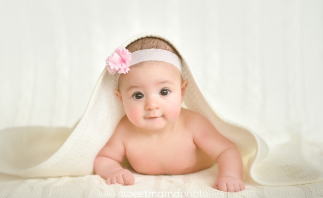 Baby and family portrait by Cyprus-based Family portrait boutique Sweemama Photography