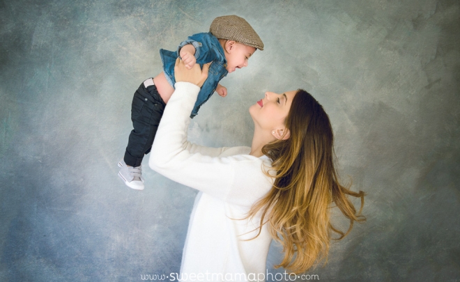 Newborn and family portrait by Cyprus-based Family portrait boutique Sweetmama Photography