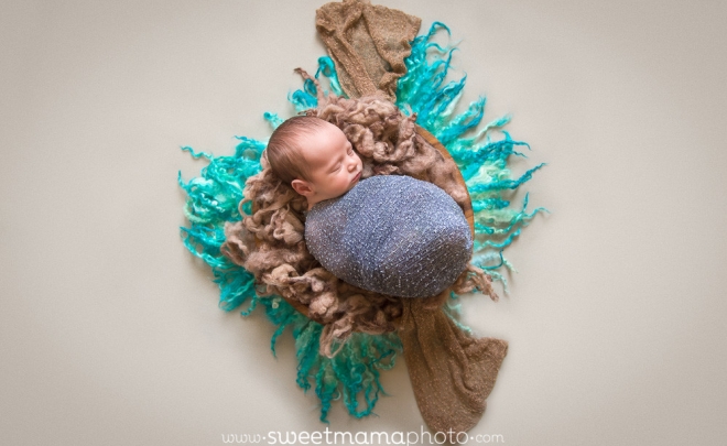 Newborn and family portrait by Cyprus-based Family portrait boutique Sweetmama Photography